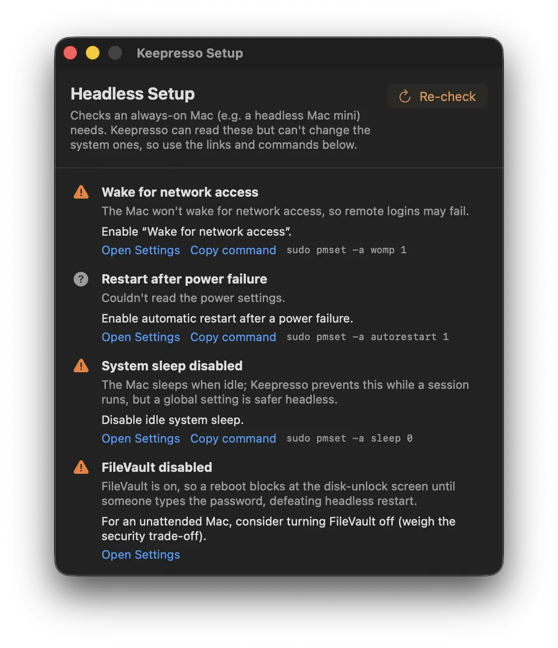 La lista de verificación de Configuración sin pantalla de Keepresso, señalando Reactivar para acceso de red, Reiniciar tras un corte de energía, Reposo del sistema y FileVault, cada uno con un enlace Abrir Ajustes y un comando sudo pmset que se puede copiar