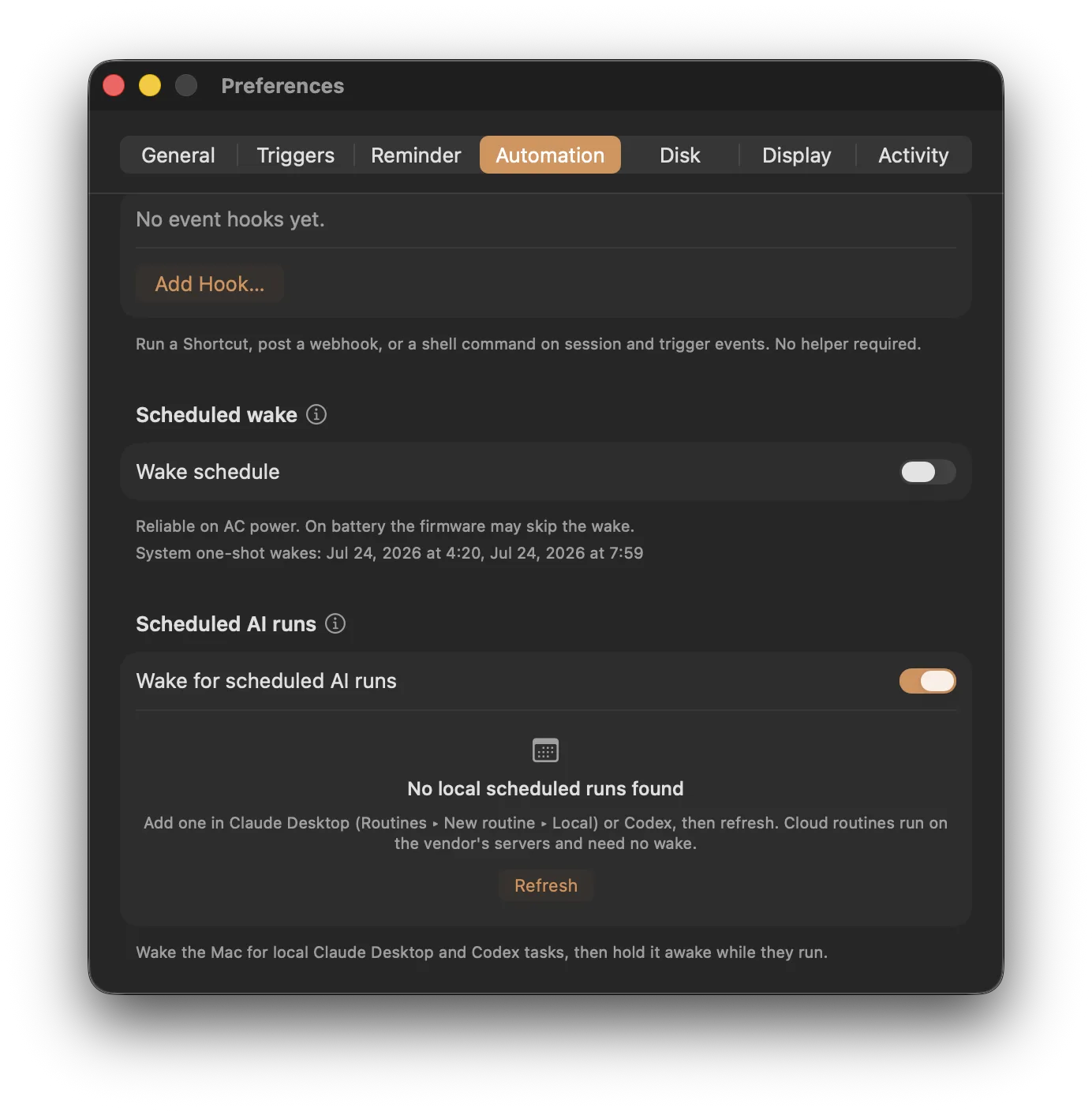 Rutin bulunamayan Zamanlanmış yapay zeka çalıştırmaları paneli; Claude Desktop'ta Rutinler, Yeni rutin, Yerel altında ya da Codex'te bir tane eklemenizi söylüyor ve bulut rutinlerinin uyanma gerektirmediğini belirtiyor